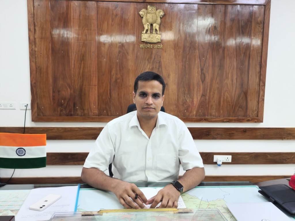 10 साल पुराने आधार कार्ड को अपडेट करवाना आवश्यक उत्तम सिंह